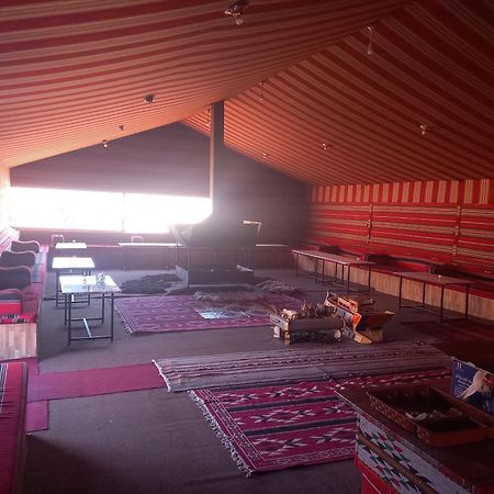 Wadi Rum Local Guide Camp Extérieur photo