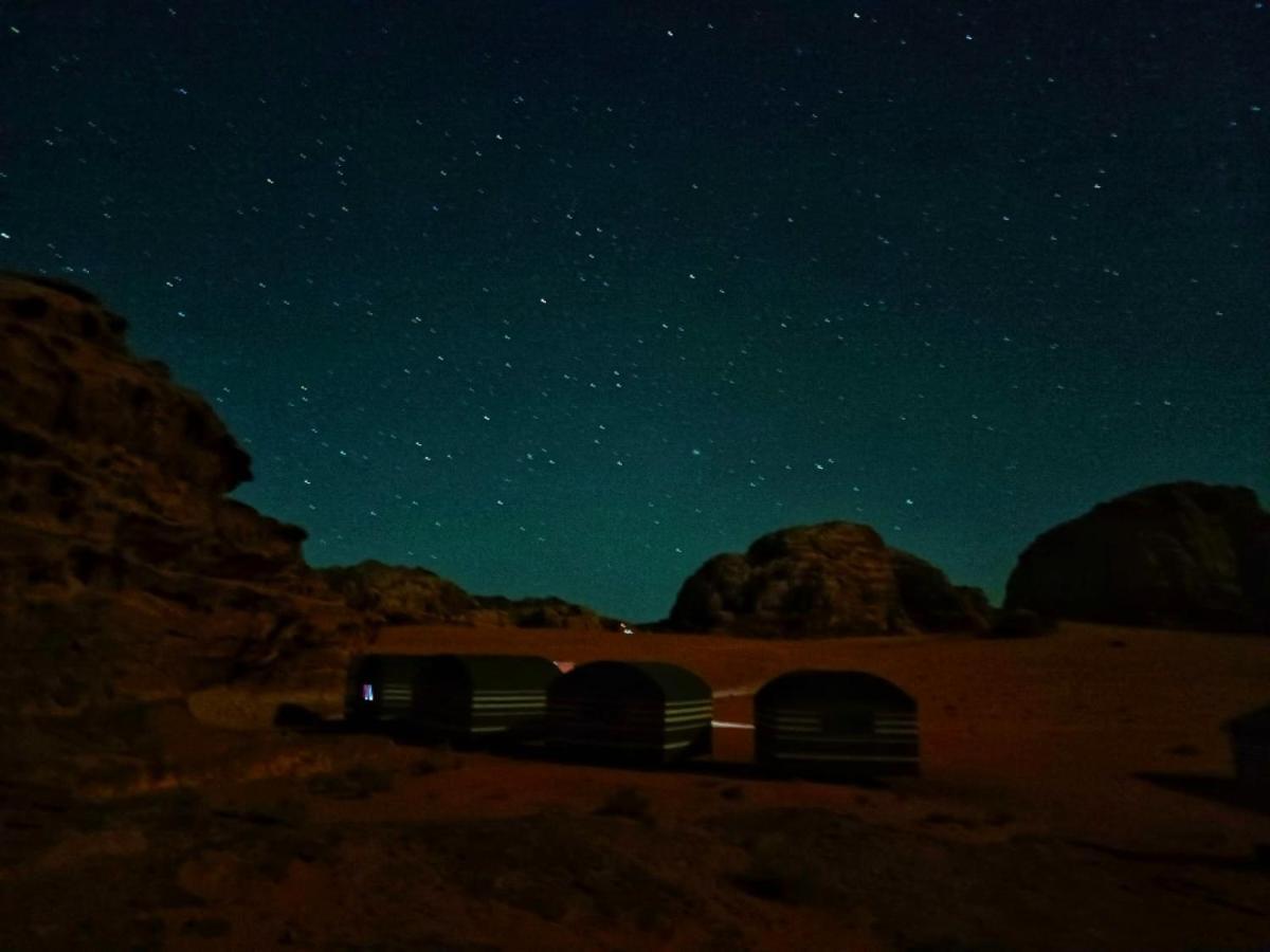 Wadi Rum Local Guide Camp Extérieur photo